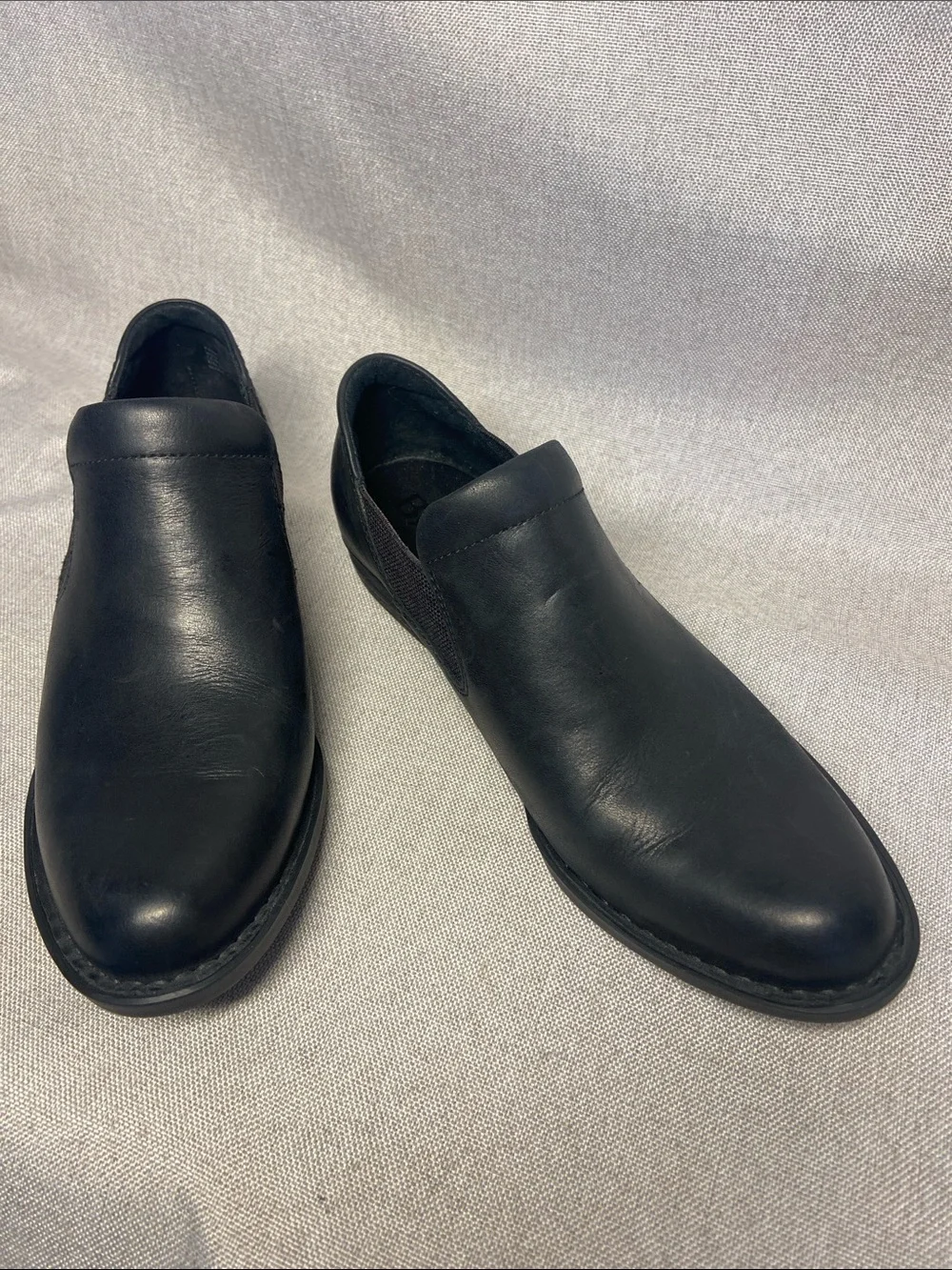 Born Black Leather Slip-On Ankle Shoes
Size 8. - Picture 2 of 9